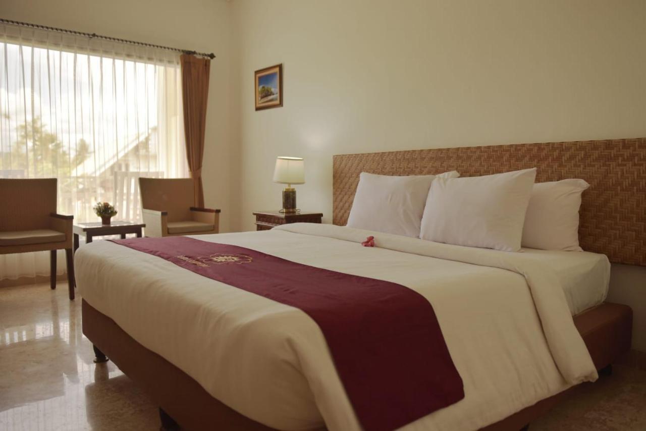 Puri Lovina Hotell Exteriör bild