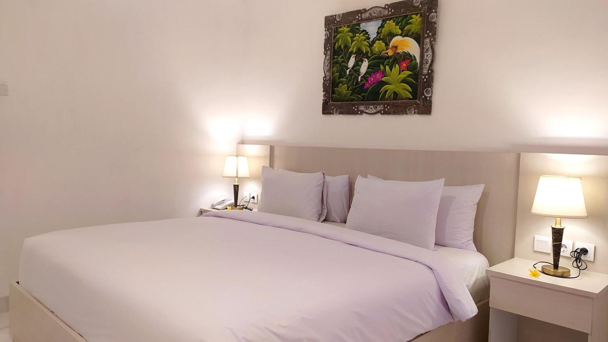 Puri Lovina Hotell Exteriör bild