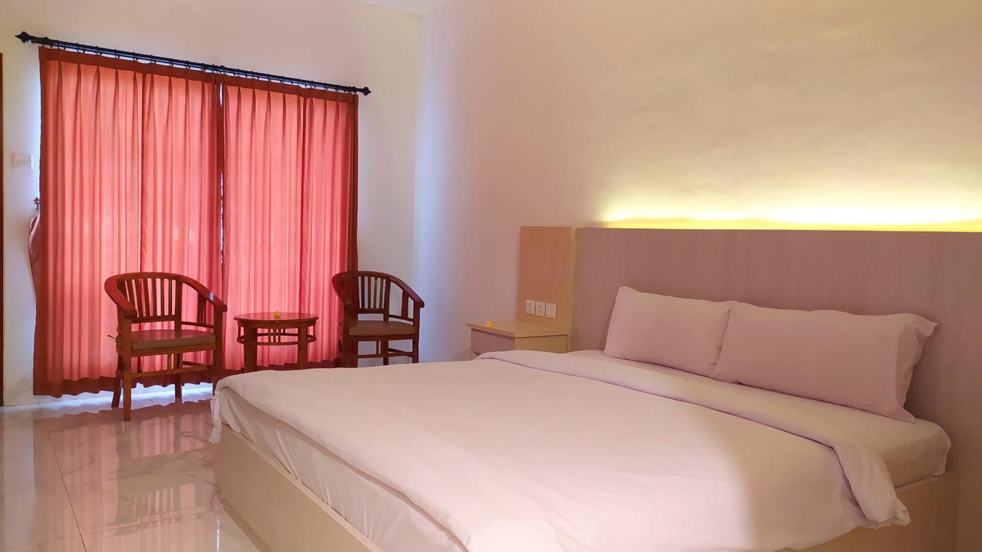 Puri Lovina Hotell Exteriör bild