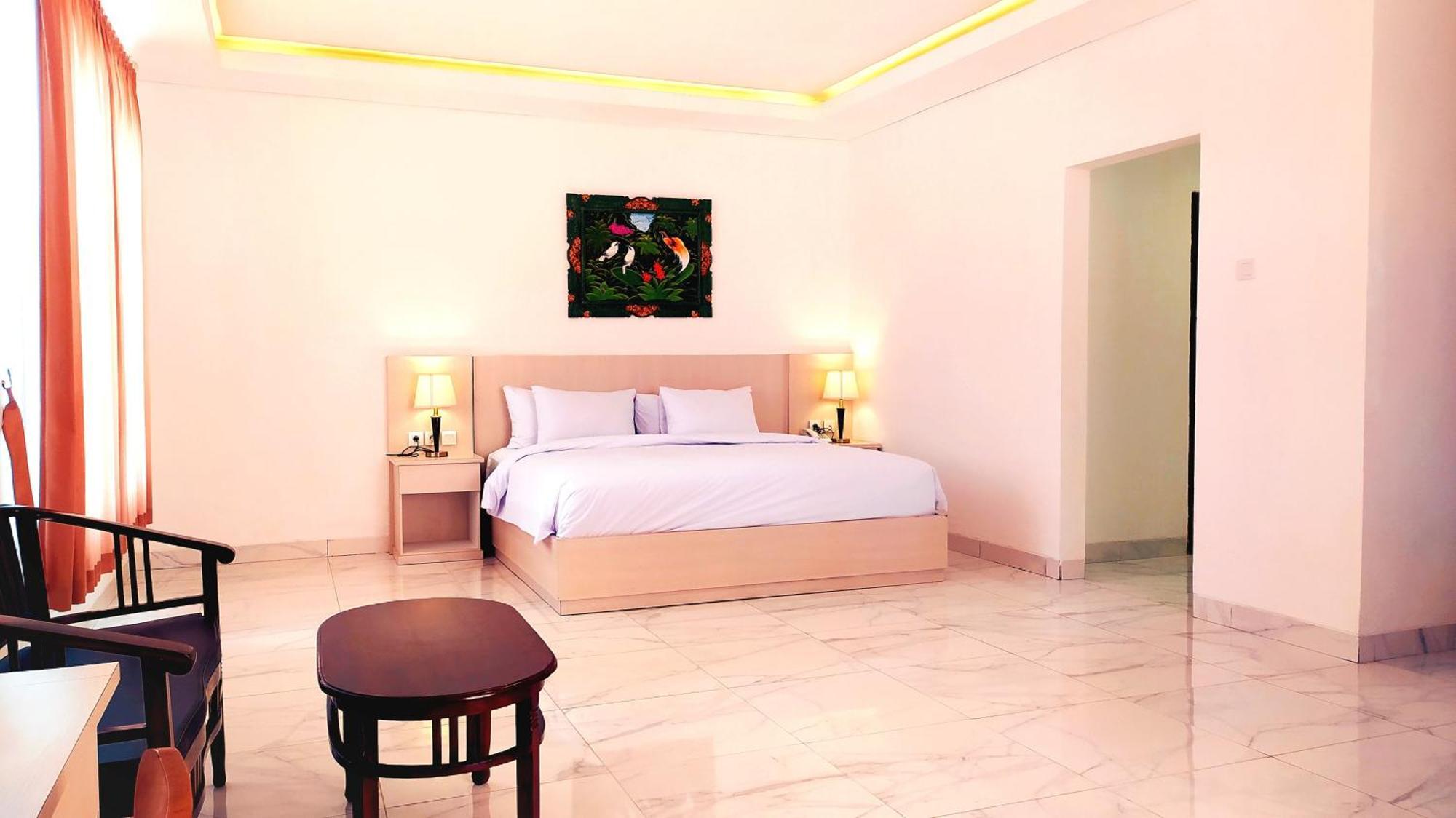 Puri Lovina Hotell Exteriör bild