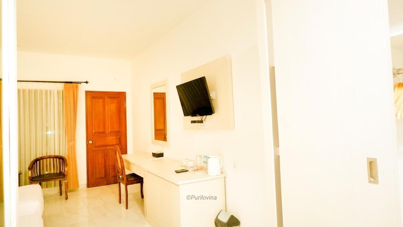 Puri Lovina Hotell Exteriör bild