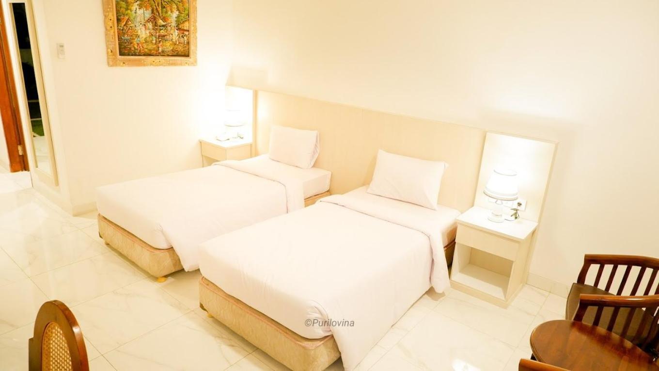 Puri Lovina Hotell Exteriör bild